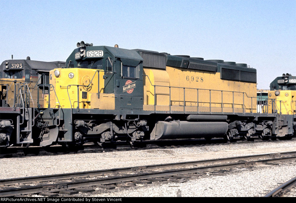 Chicago & Northwestern SD40-2 CNW #6928